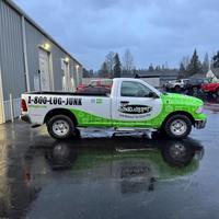 Junk-Luggers-trailer-wrap-2