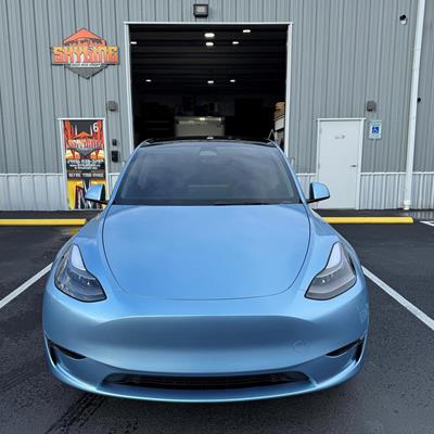 Wrap-TeslaModelY-LightBlue-Front-1-