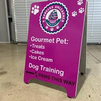 Signs-Photo-Apr-19-2022-12-21-53