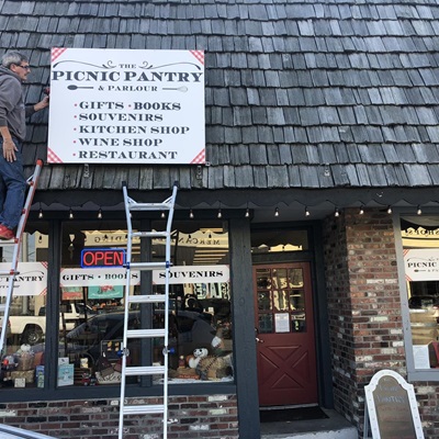 Signs-Photo-Oct-30-2019-1-02-06