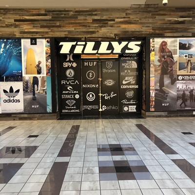 Storefront-Photo-Jul-22-2018-8-44-43