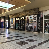 Storefront-Photo-Jul-22-2018-8-45-00