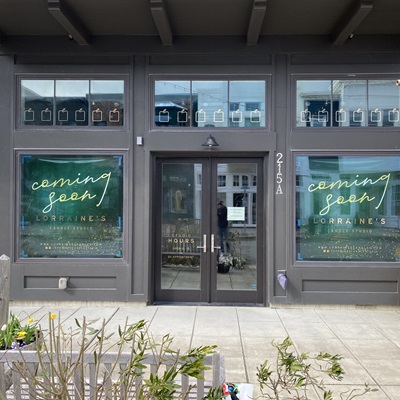 Storefront-Storefront-Window-Lorraines-2022